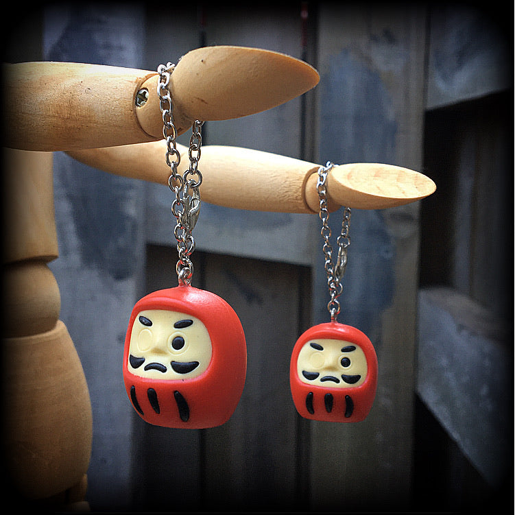 Red daruma earrings-Tunnel earrings