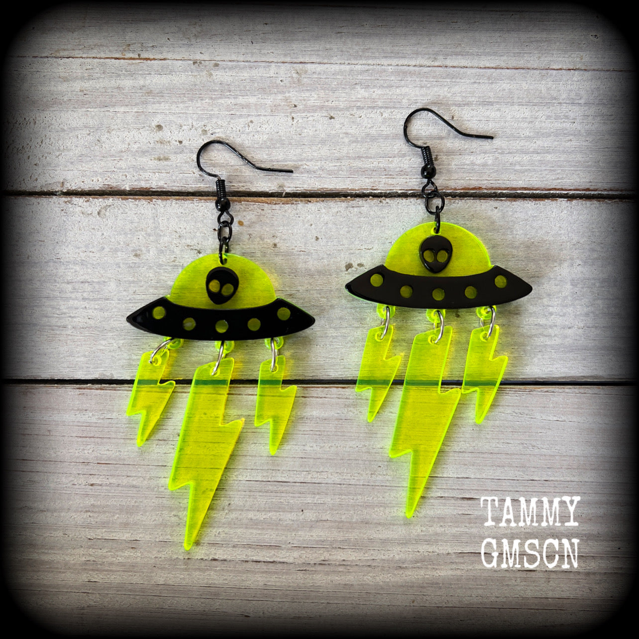 UFO earrings-Alien abduction