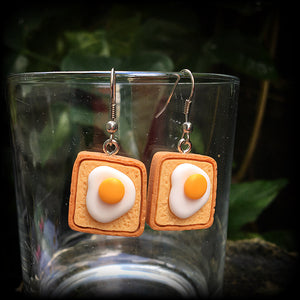 Eggs on toast-Breakfast earrings