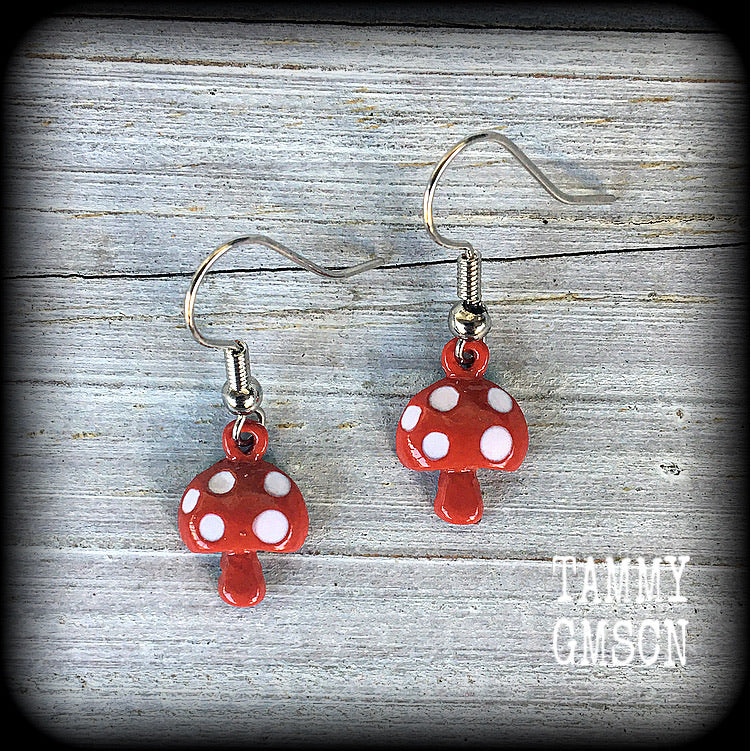 Red mushroom earrings