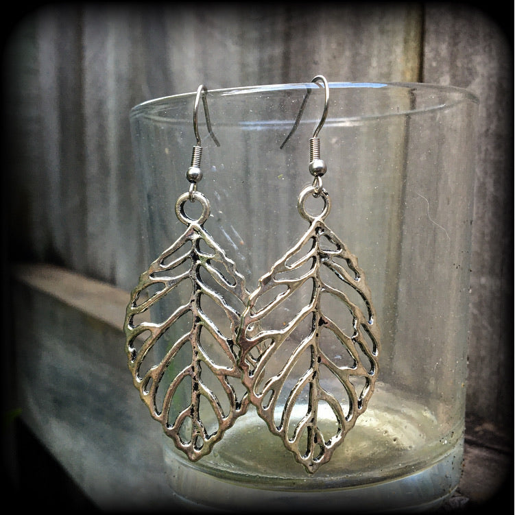 These beautiful earrings feature an antique silver skeleton leaf, measuring just on 7cms from tip to tip, and weighing approx 6 grams each.
This pair have been made on stainless steel french hooks, suitable for pierced ears.