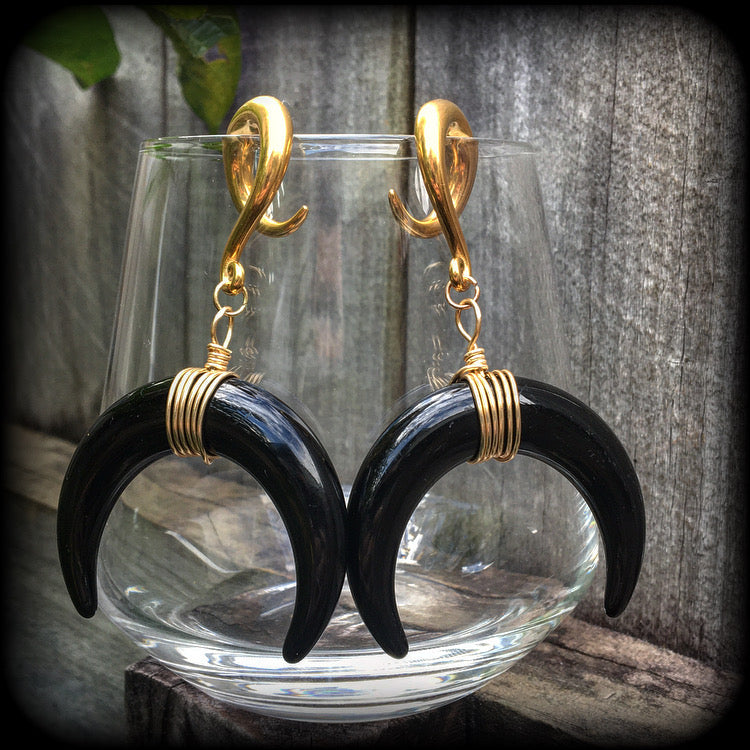 Artemis double horn gauged earrings