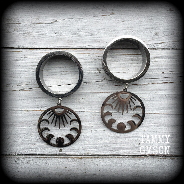 Moon phase tunnel earrings