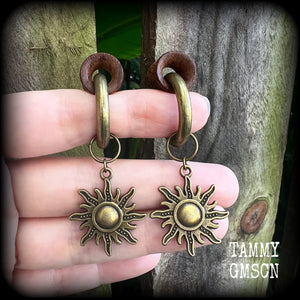 Sol Invictus hoop earrings-Tunnel friendly earrings