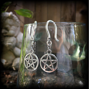 Silver pentagram earrings 