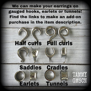 Tunnel earrings 