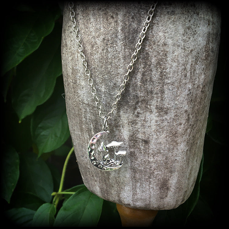 Forest moon necklace Crescent moon necklace Fir tree necklace Nature necklace silver necklace Whimsigoth Fairycore Goblincore Cottagecore