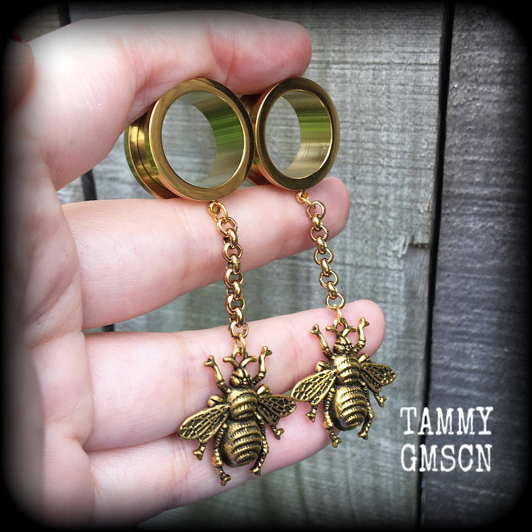 Bee tunnel dangles 19mm tunnel earrings Bee ear gauges Bee earrings Insects Bugs Body jewelry 2g 0g 00g 1/2" 9/16" 5/8" 3/4" 7/8" 1" 1.10"  Stretched ears Stretched lobes Gauged ears Gauged earrings Plugs plug dangles Tunnels