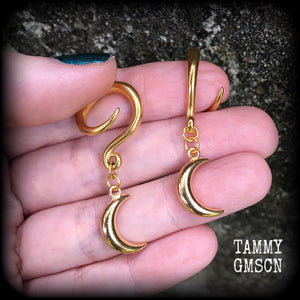 Crescent moon gauged earrings