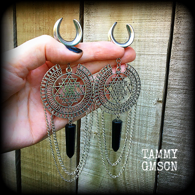 Sri Yantra ear gauges Black obsidian ear weights Mandala earrings 19mm 3/4” ear weights Ear hangers 6g 2g 0g 00g 1/2” 9/16” 5/8” 3/4” 7/8” 1" 1.10" 1.18" Esoteric jewelry Geometric jewelry Mandala ear weights Stretched ears Stretched lobes 