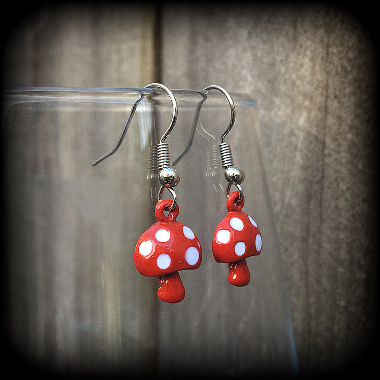 Red mushroom earrings