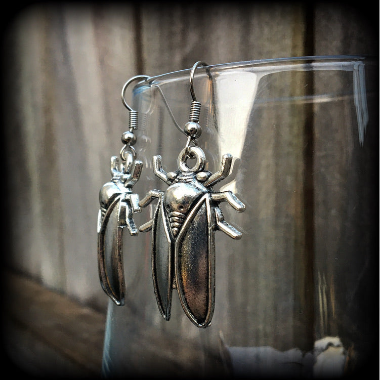 Cockroach earrings 