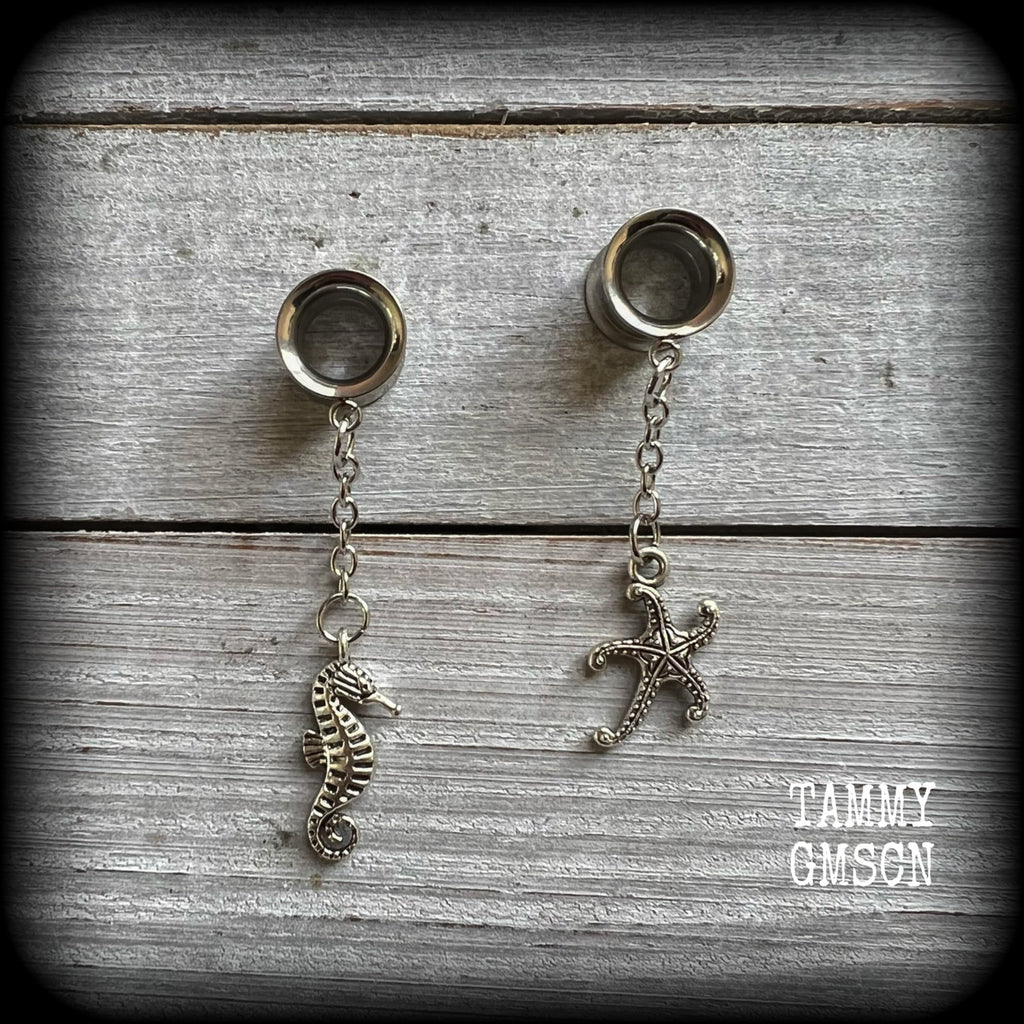 Seahorse and starfish tunnel earrings