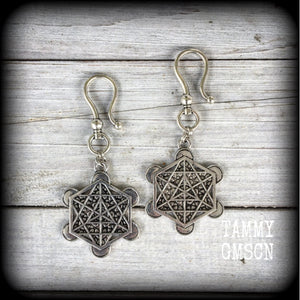 Metatrons cube earrings Geometric earrings Ear hangers 2 gauge ear weights Pierced ears Tunnel dangles Stretched lobes Body jewelry Gauges  Archangel Metatron Meditation tools healing Protection Cleansing spells