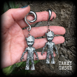 Groot earrings-Gauged earrings