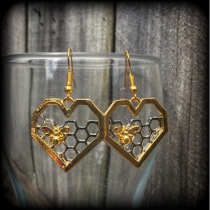 Bee and beehive jewelry 