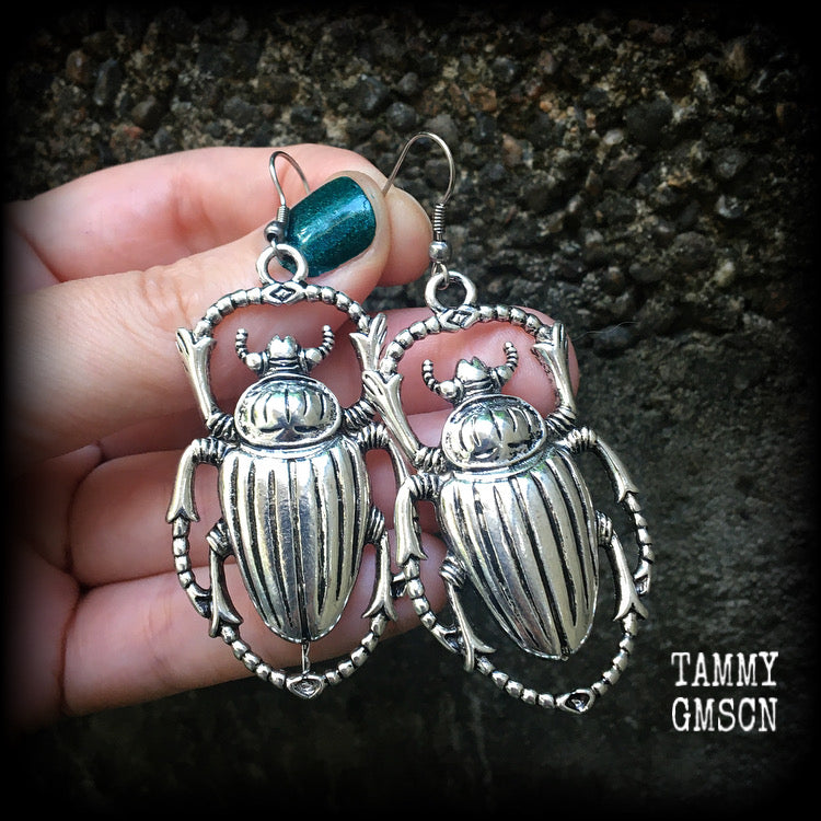 Scarab beetle earrings Insect earrings Beetles earrings Bugs jewelry Bugs earrings Arachnids Big bugs Body jewelry Pierced ears Ear gauges Earrings for stretched ears Stretched lobes Gauged earrings Gauged ears