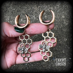 Beehive gauged earrings-Honeycomb earrings