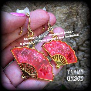 Japanese hand fan earrings-Gauged earrings