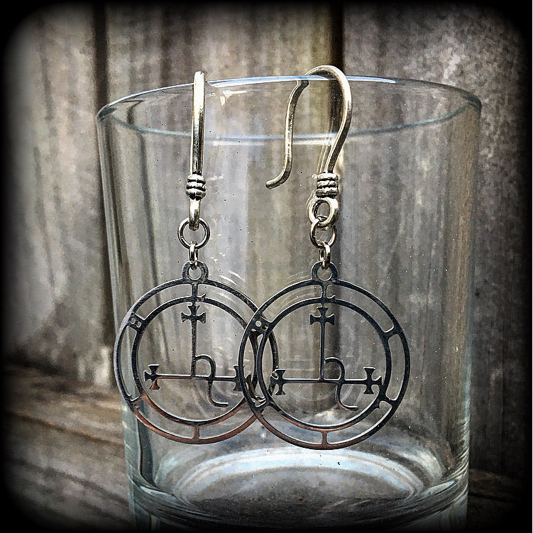 Sigil of Lilith jewelry Lilith earrings Sigil of Lilith earrings 8 gauge ear weights Occult jewelry Tunnel dangles Pierced ears Goddess earrings Stretched lobes Occult earrings Occult jewelry Witches jewelry Black magick Dark arts Coven jewelry Wiccan Pagan Druid