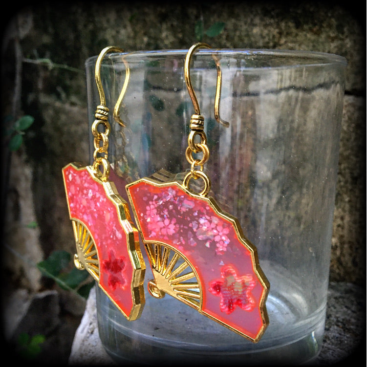 Japanese hand fan earrings-Gauged earrings