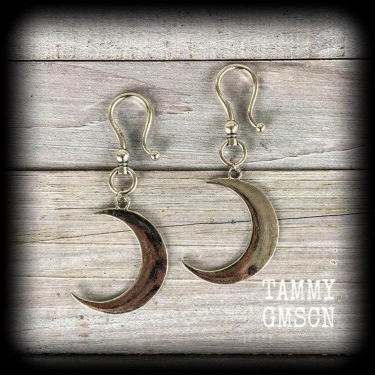 Crescent moon ear hangers