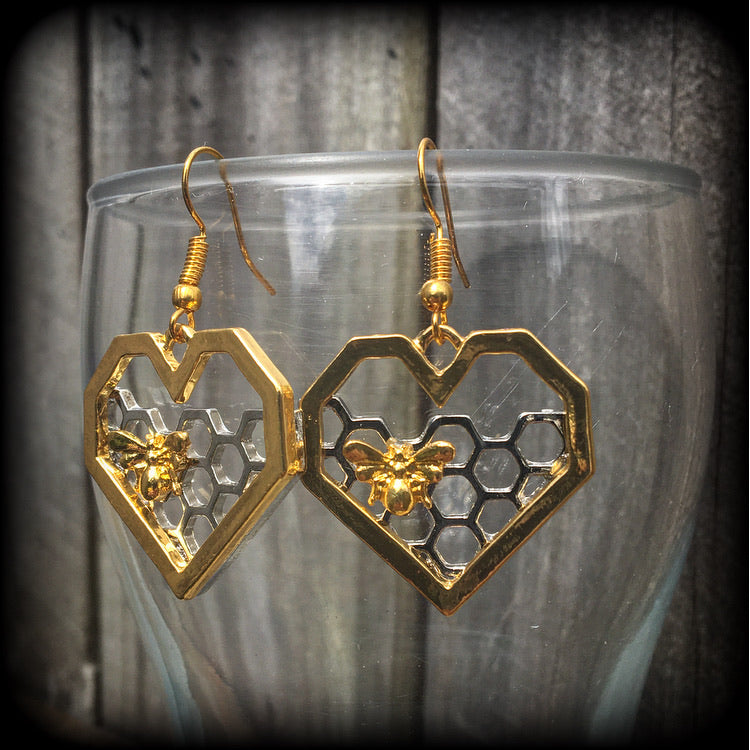 Bee and beehive jewellery