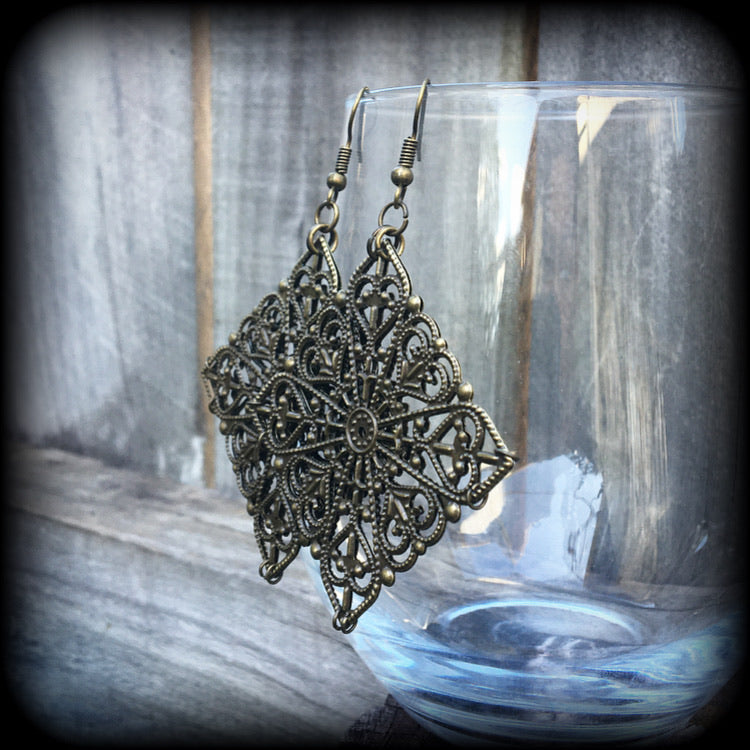 Mandala earrings-Filgree earrings