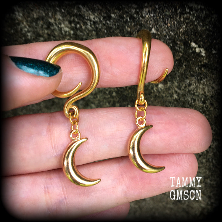 Crescent moon gauged earrings