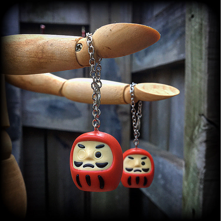 Red daruma earrings-Tunnel earrings