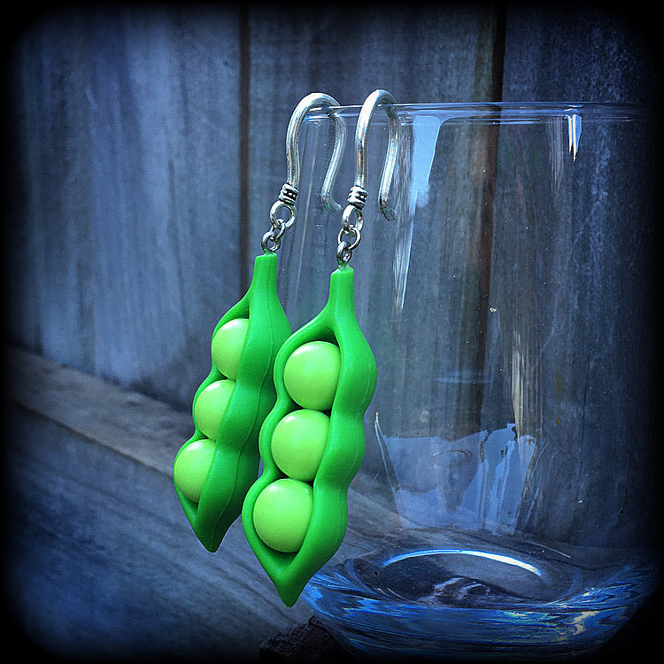 Pea Pod earrings-Ear hangers