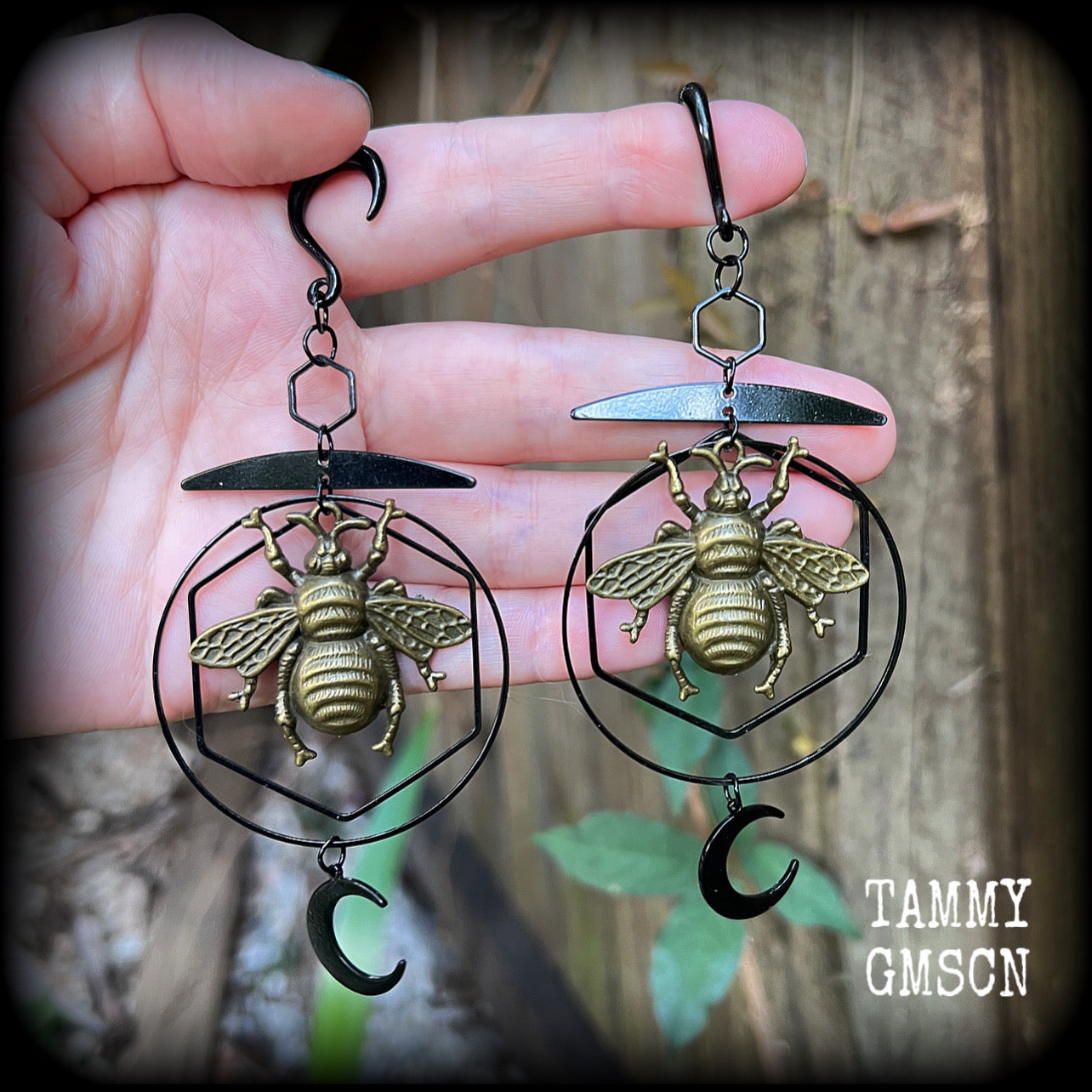 Geometric bee and moon gauged earrings