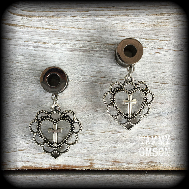 Sacred heart tunnel dangles