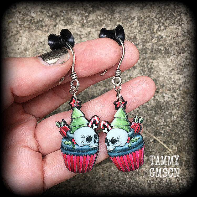 Christmas earrings-Gothic skull cupcake earrings