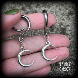 Crescent moon earrings