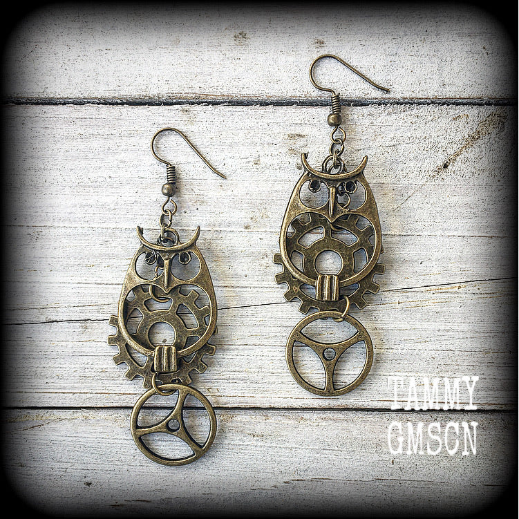 Bronze owl earrings-Steampunk earrings