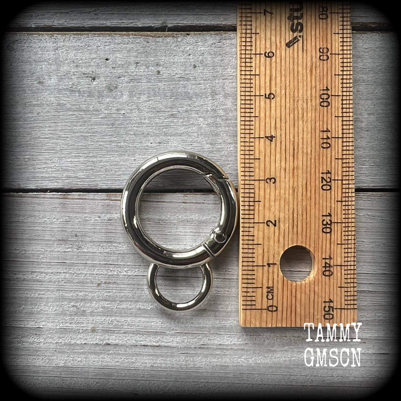 DIY snap rings for tunnel earrings