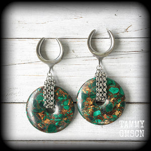 These ear weights feature beautiful big green malachite and bronzite donut gemstones enclosed in triple stainless steel chains, weighing approx 46 grams each and measuring just on 10 cms. This pair has been made with 25mm cradles.