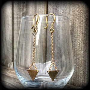 Triangle tunnel friendly earrings-Geometric earrings