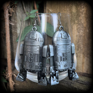 Droid earrings 