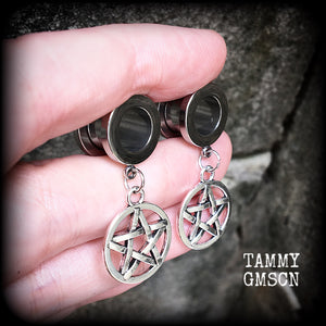 Pentagram tunnel earrings Pentagram tunnel dangles 00 gauge tunnel earrings Ear gauges Body jewelry 2g 0g 00g 1/2” 9/16” 5/8” 3/4" 7/8” 1” 1.10” Stretched ears Stretched lobes Witches jewellery Occult jewelry Pagan Druid Wiccan Satanic jewelry