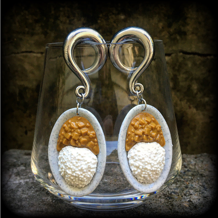 Japanese curry gauged earrings