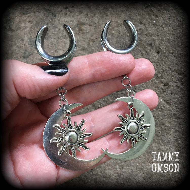 Sun and moon gauged earrings