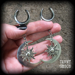 Sun and moon gauged earrings