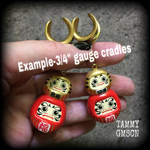 Red daruma earrings Gold daruma earrings Darumas Japanese dolls Japanese earrings Daruma ear hangers Daruma ear weights Unique ear weights Stretched ears Stretched lobes Gauges Gauged earrings 4mm 6mm 8mm 10mm 12mm 14mm 16mm 19mm 22mm 25mm 28mm 30mm 