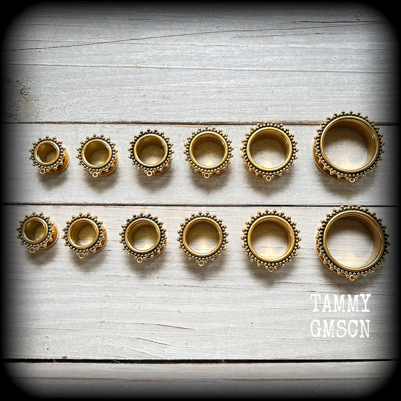 2 gauge tunnels 0 gauge tunnels 00 gauge tunnels 12mm tunnels 14mm tunnels 16mm tunnels 19mm tunnels 22mm tunnels 25mm tunnels Ear gauges Gauged Tunnel earrings  earrings Tunnel dangles Stretched ears Stretched lobes
