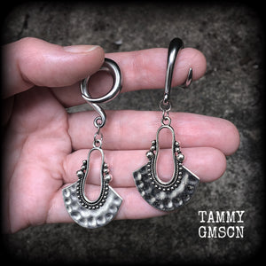 Tribal ear weights Artemis 2 gauge ear weights Antique silver half disc ear hangers Mandala Body jewelry 6g 2g 0g 00g 1/2” 9/16” 5/8” 1” 1.10" 1.18" Body jewelry Boho earrings Gypsy earrings Moss goth Gauged earings Stretched ears Stretched lobes