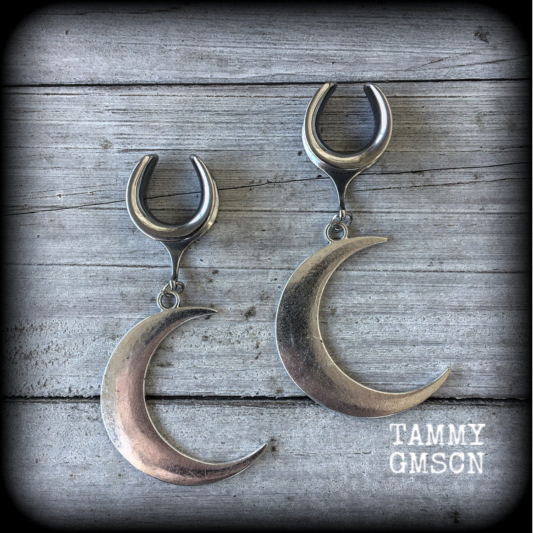 Crescent moon gauged earrings