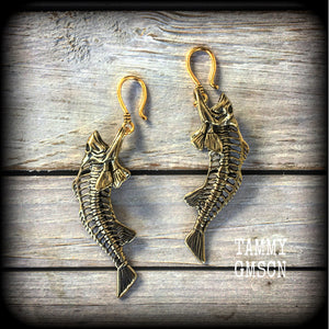 Barracuda skeleton earrings-Fish skeleton ear hangers