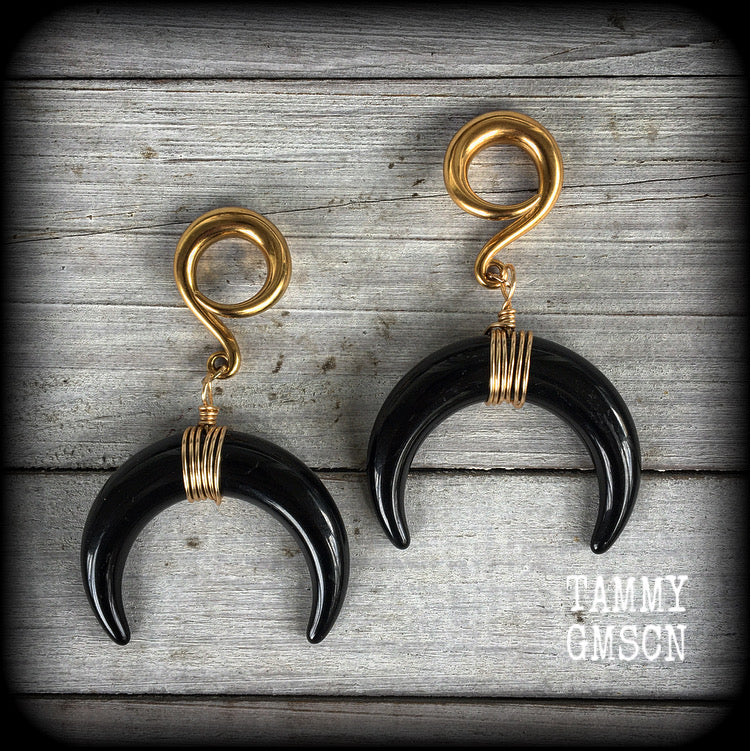 Artemis double horn gauged earrings